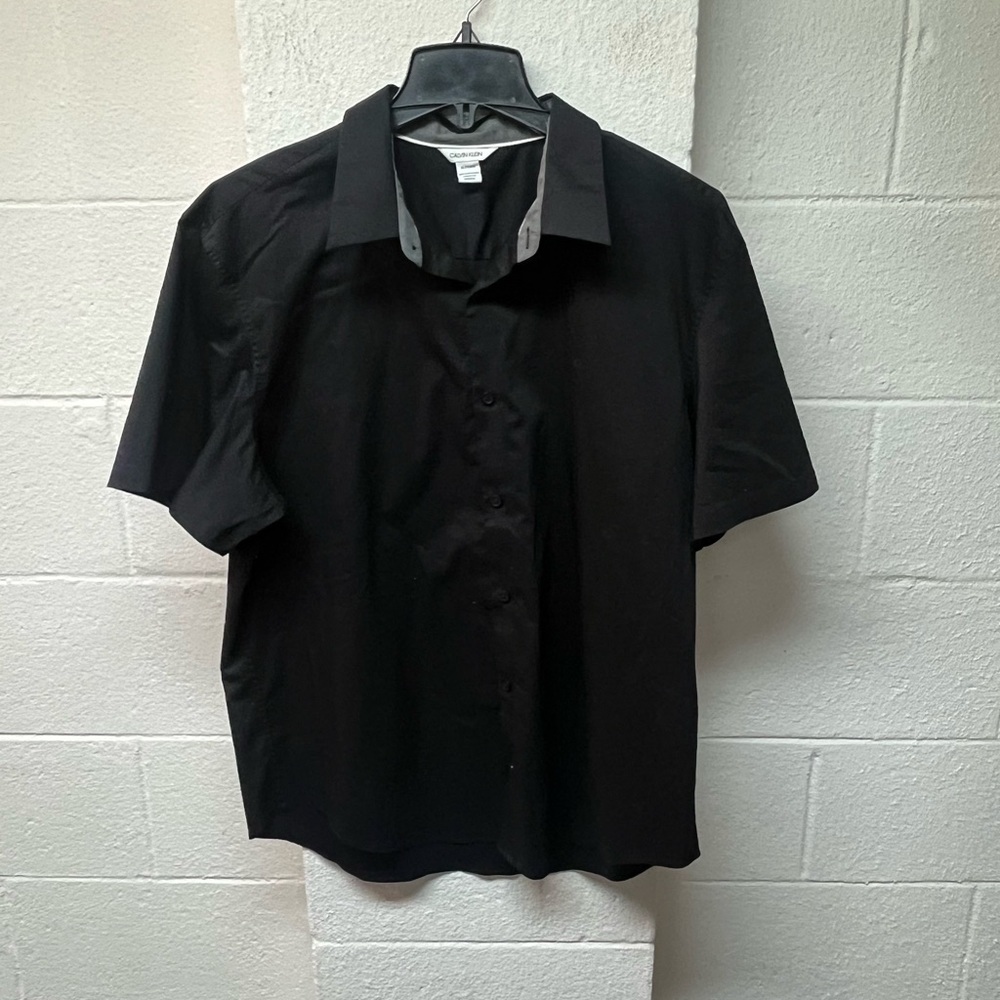Calvin Klein Men's Black Short Sleeve Shirt